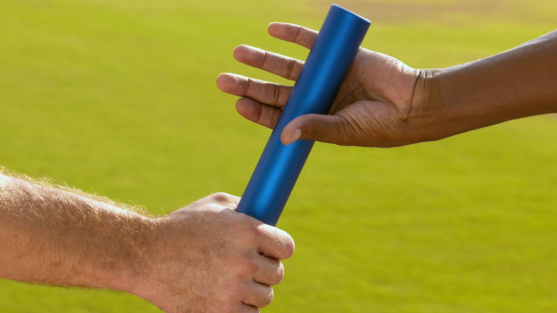 前段划水节奏快准稳，后段冲刺更从容，前划步后划步